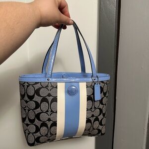 Coach Signature Stripe PVC
Top Handle Small Tote bag 2001